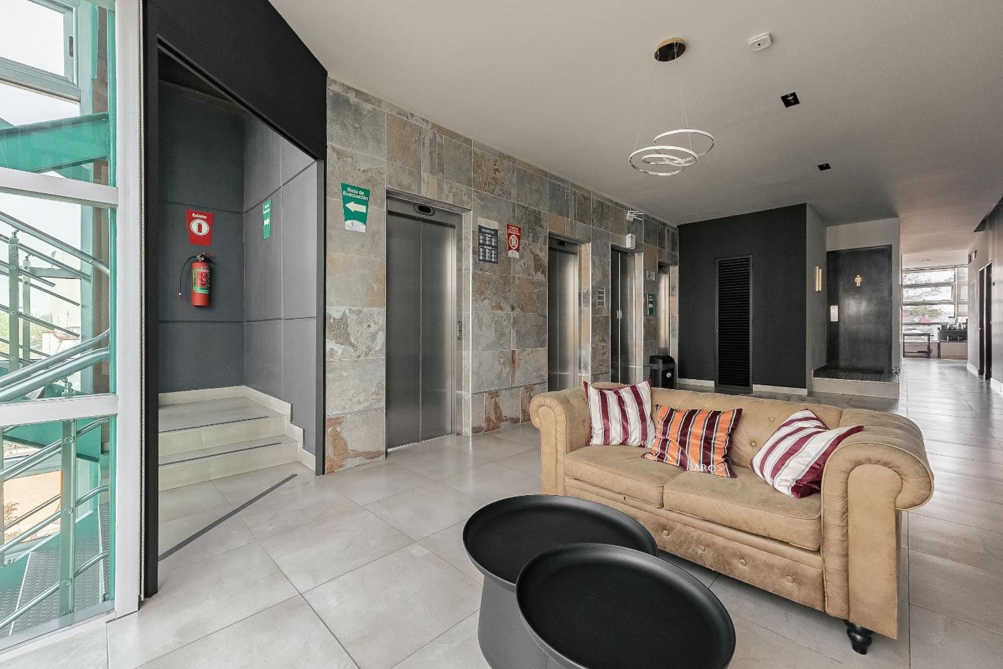 Hostal Mixed