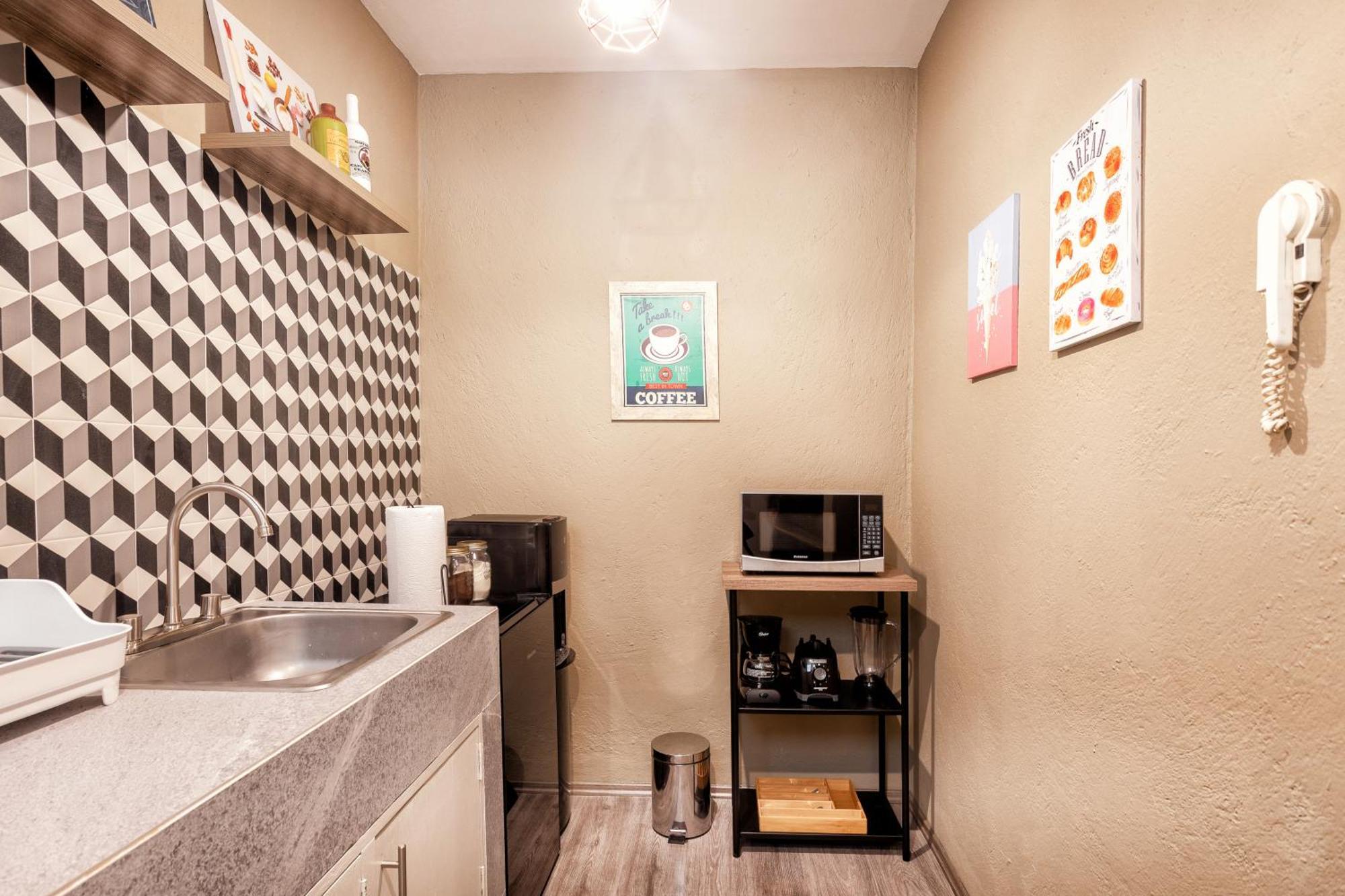 Bright & Stylish In Roma Condesa Sleeps 7