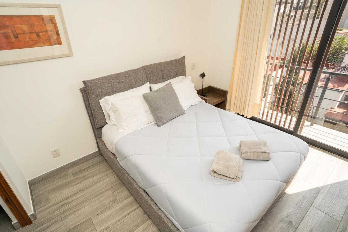 Modern 2 Bedroom With Gym And Pool *