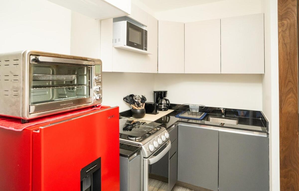 Modern 2 Bedroom With Gym And Pool *