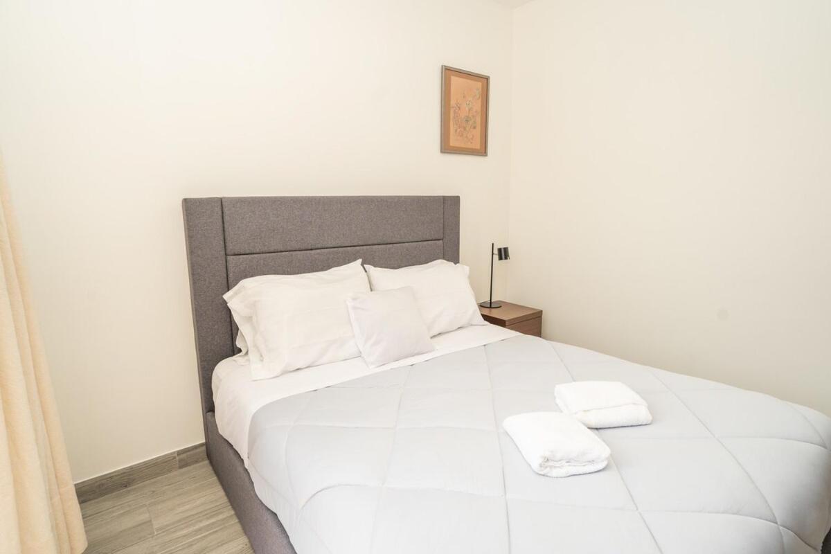 Modern 2 Bedroom With Gym And Pool