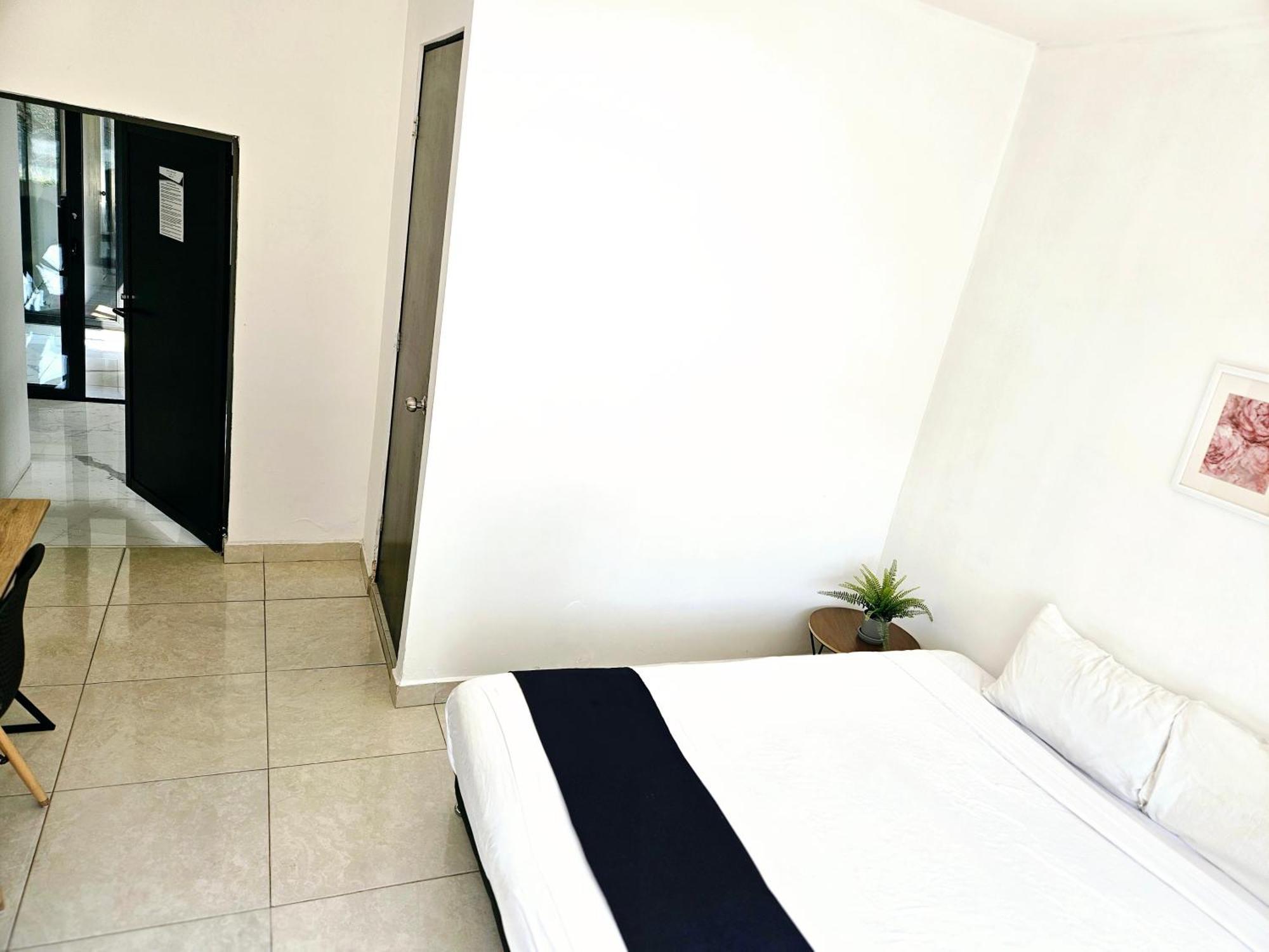 Hotel Singular Sócrates 3*