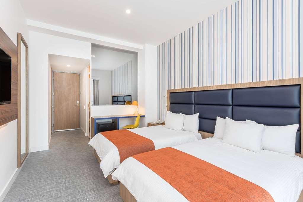 Tryp World Trade *