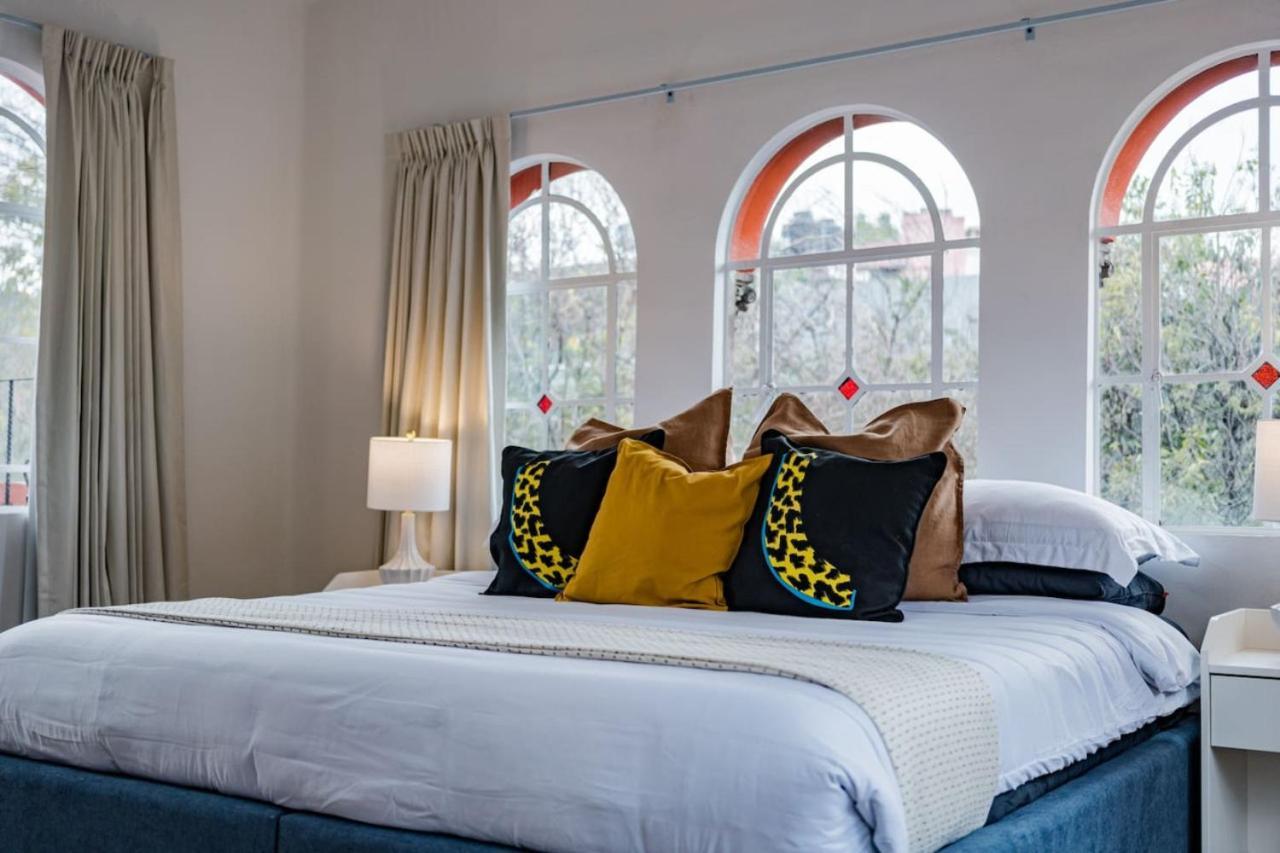 Perfect For Groups Spacious House With Essentials And Convenient Features Holiday home Mexico City