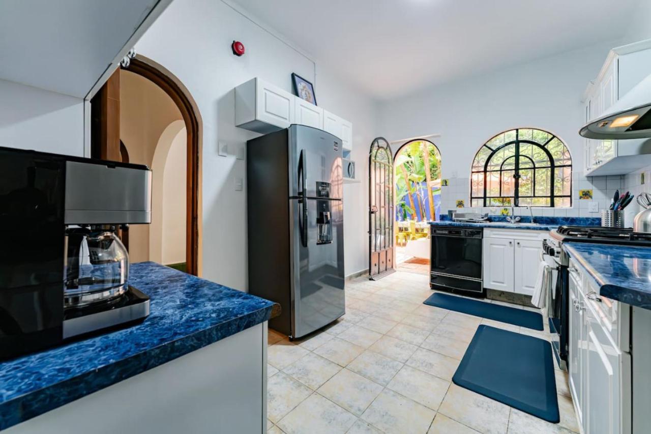 Perfect For Groups Spacious House With Essentials And Convenient Features Holiday home Mexico City