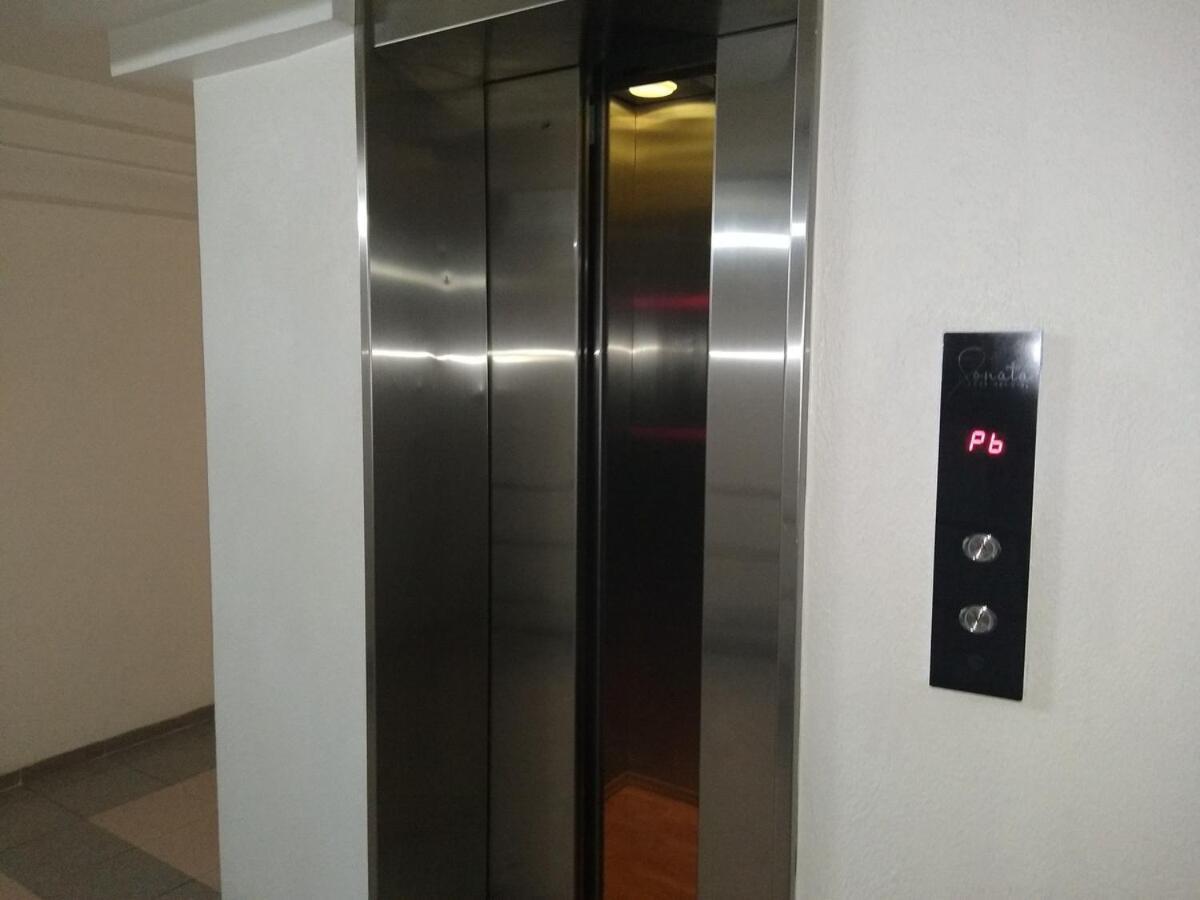 Spacious Located Very Close To Wtc Apartamento México DF