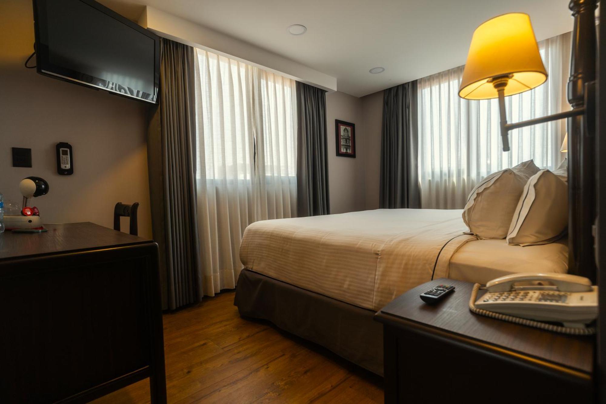 Canada Hotel 4*