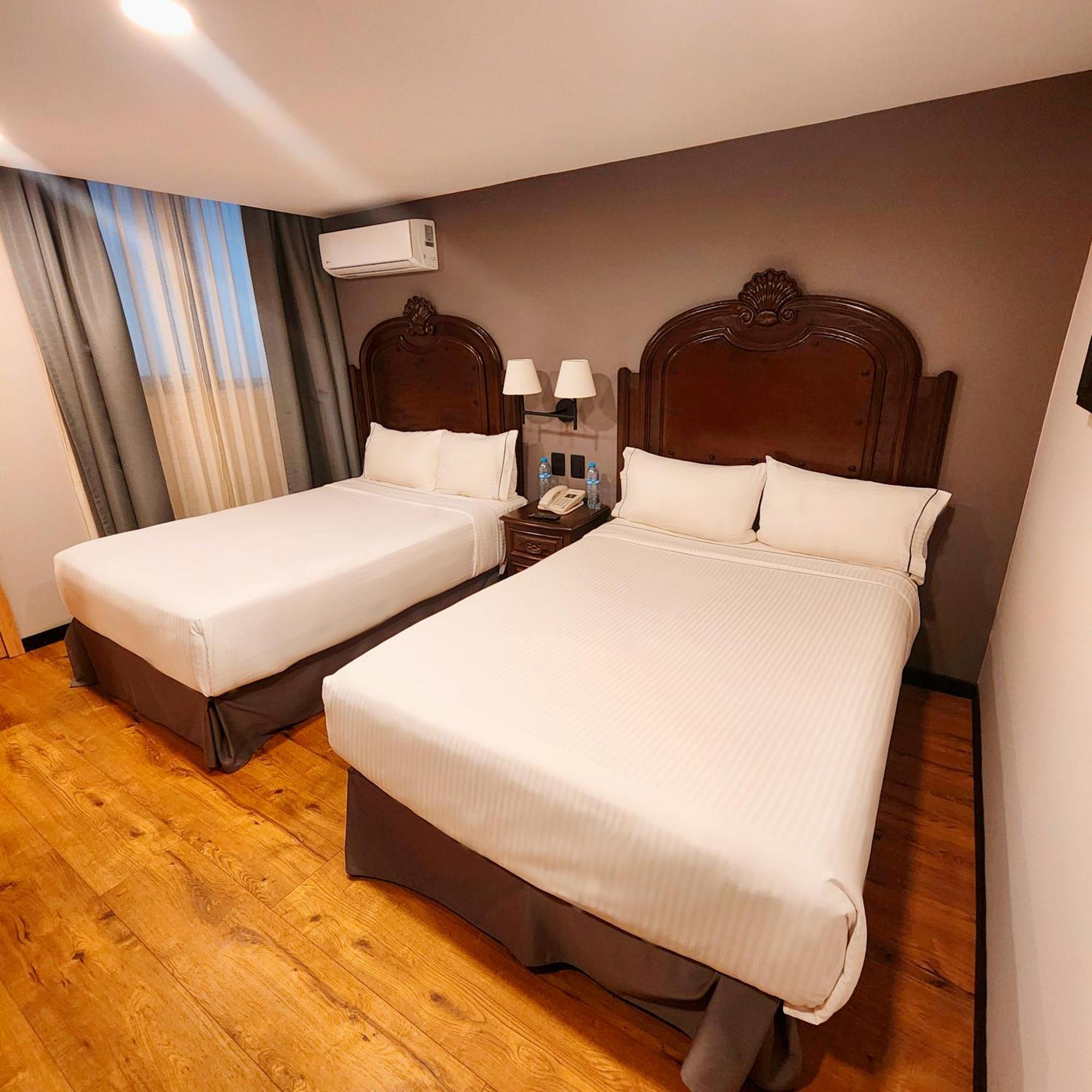 Canada Hotel
