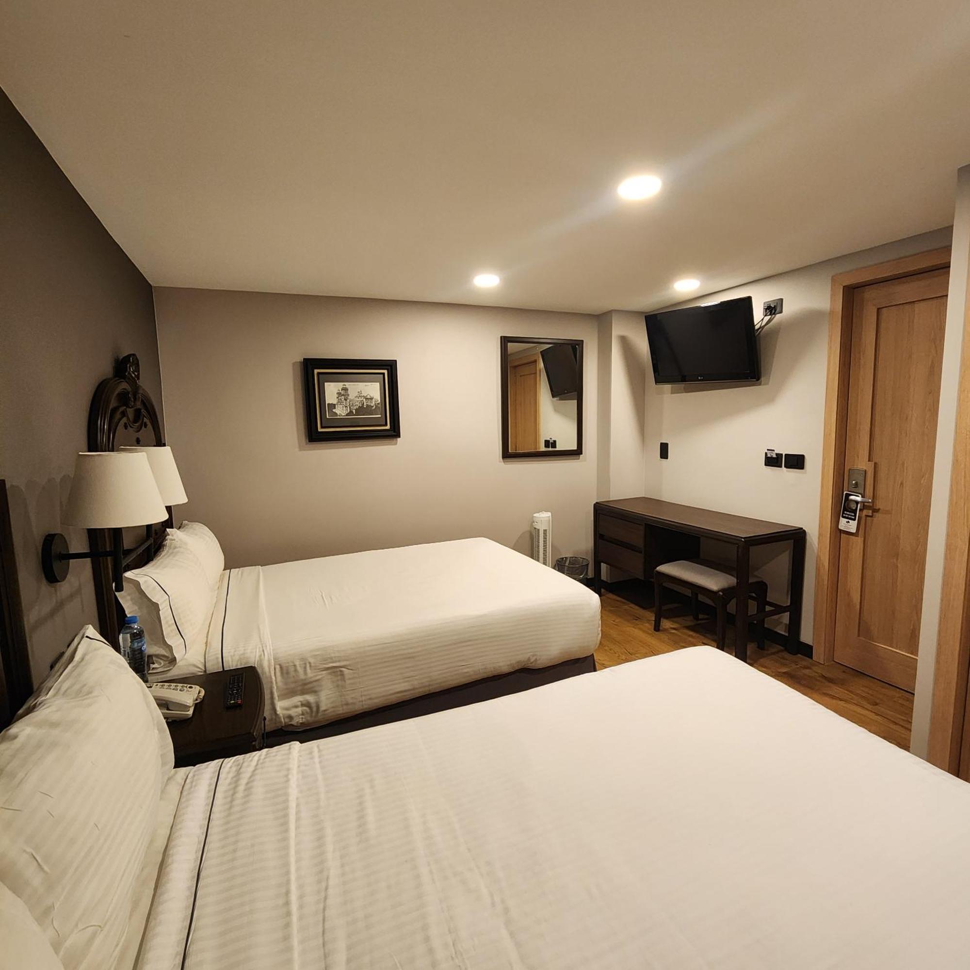 Hotel Canada