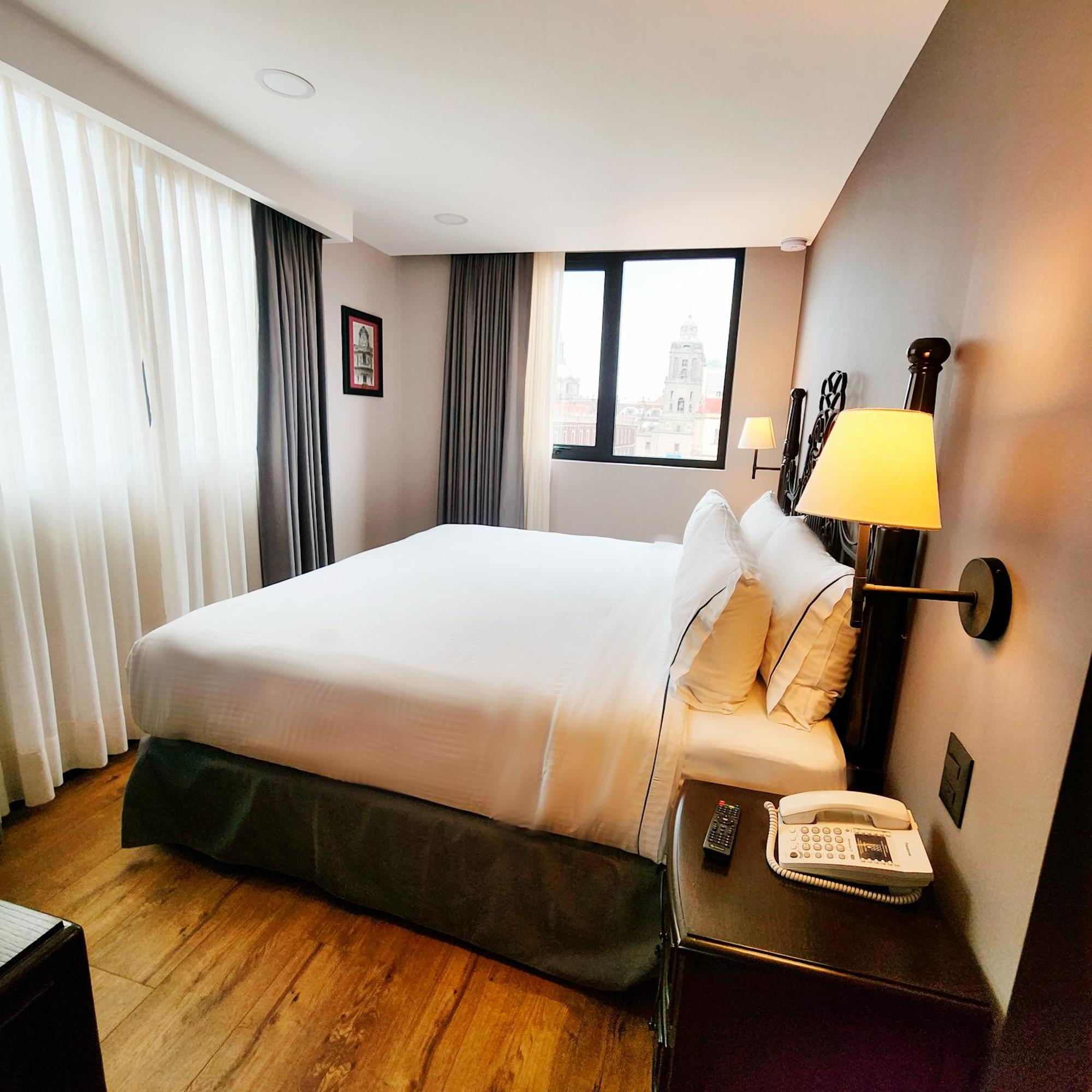 Canada Hotel 4*