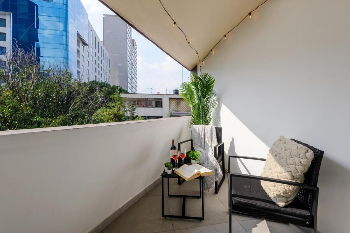 Apartment Wtc 1 Block Away - Total Comfort *