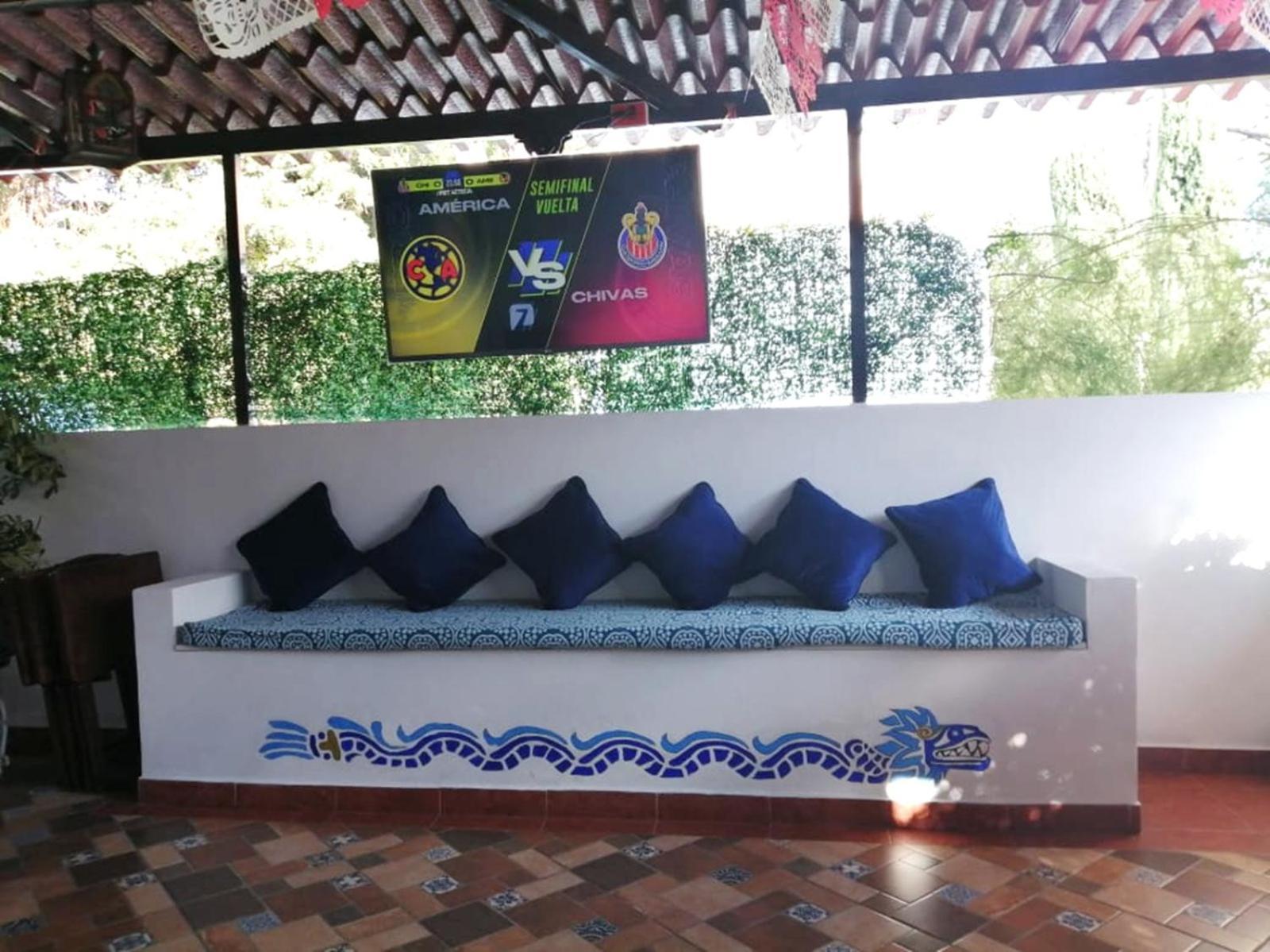 Ursus, Mi Casita En Mexico Villa
