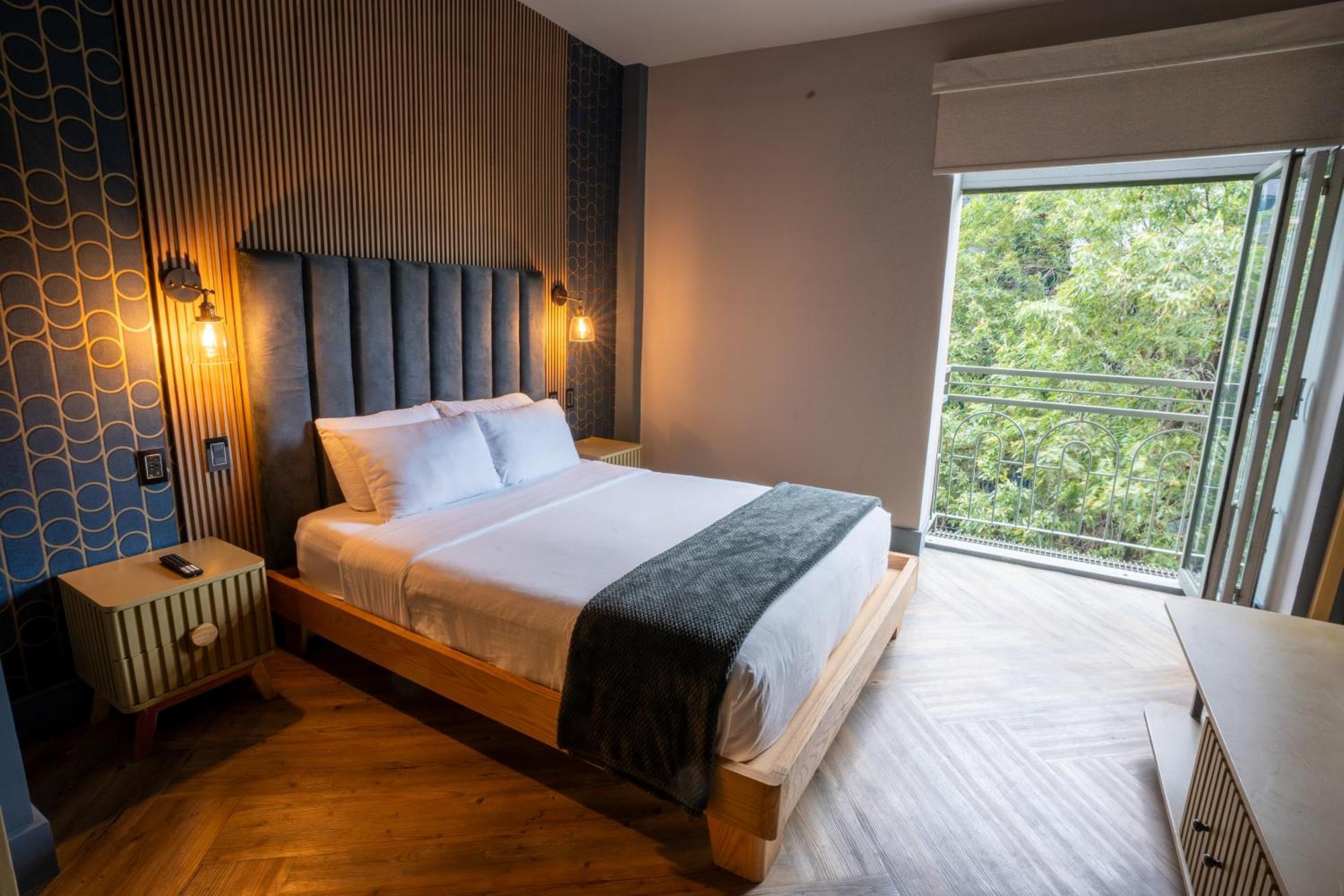 Pandora House Apartahotel *