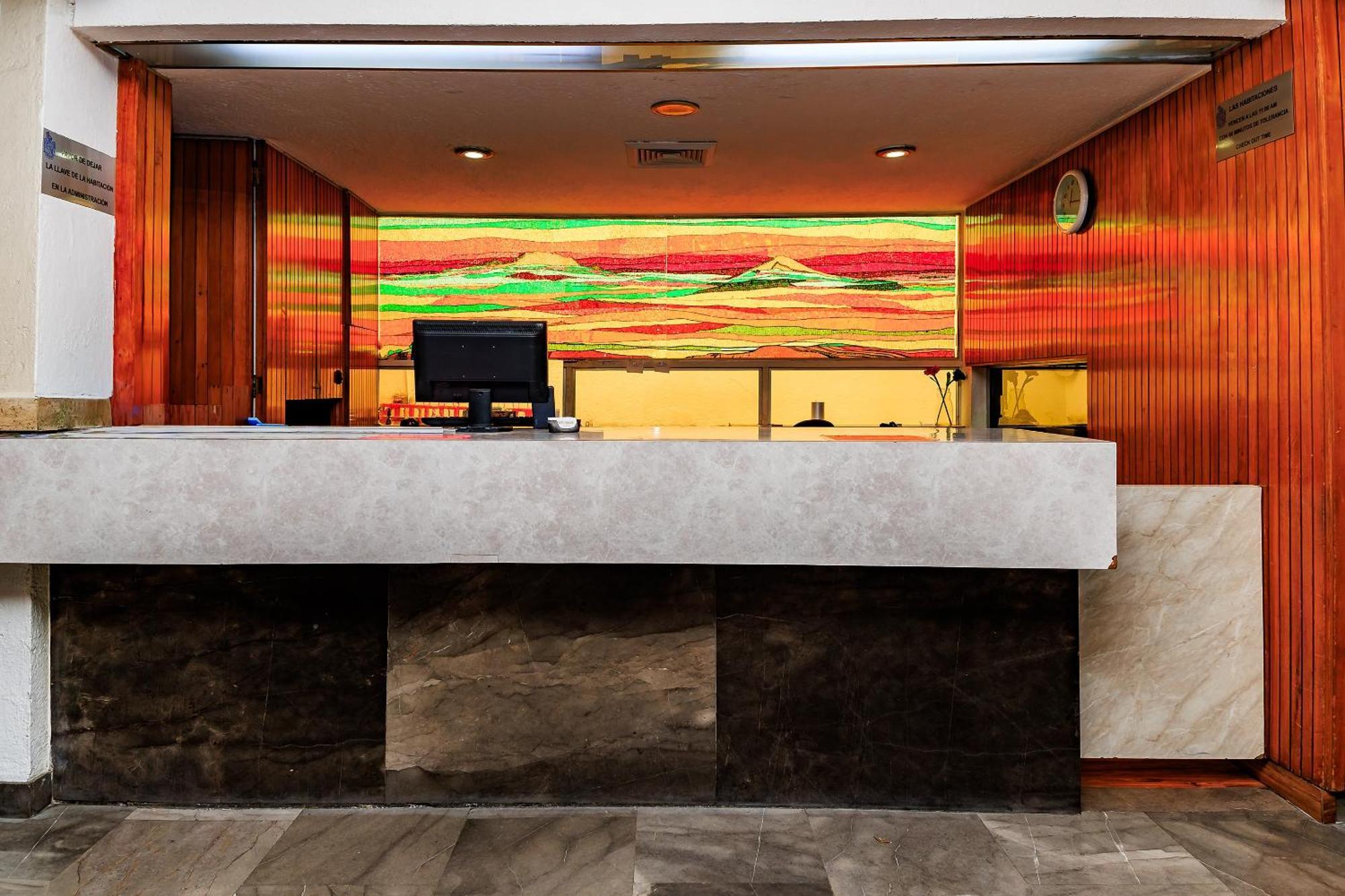 Oyo Hidalgo Hotel 3*