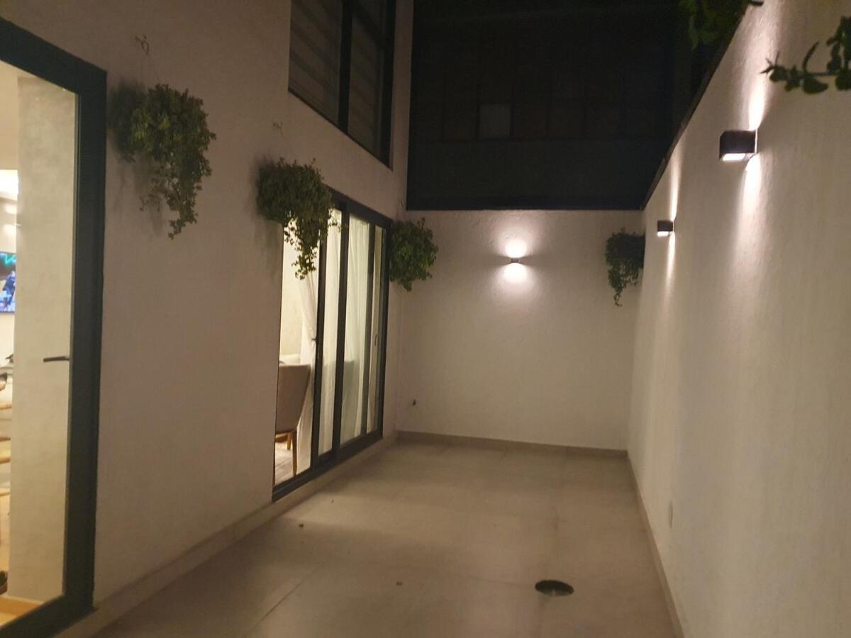 Lovely With A Terrace Apartamento