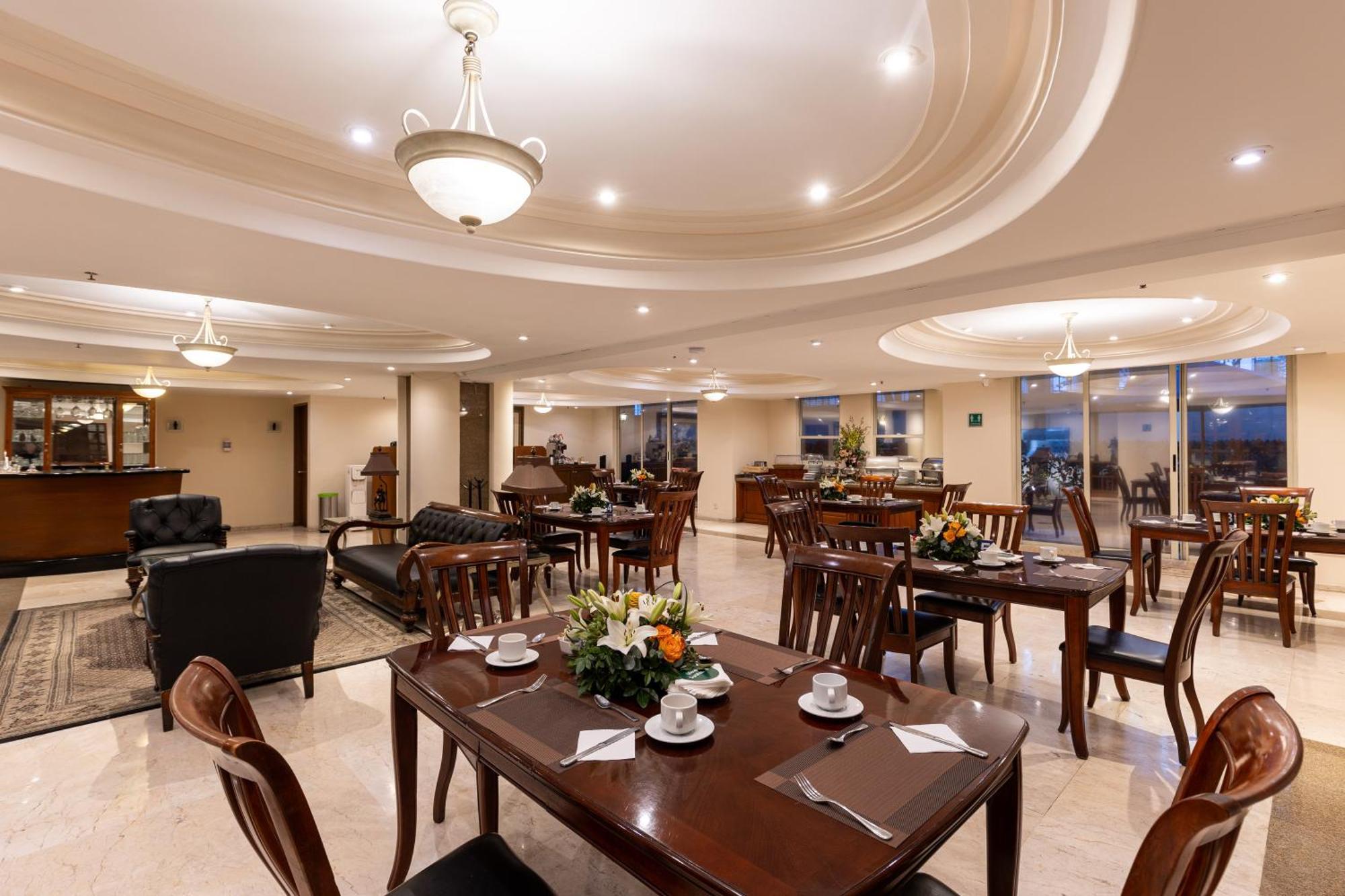 Obelisk Hotel