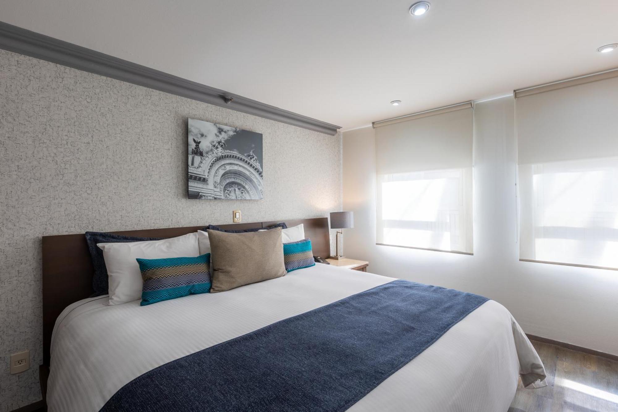 Obelisk Hotel 4*