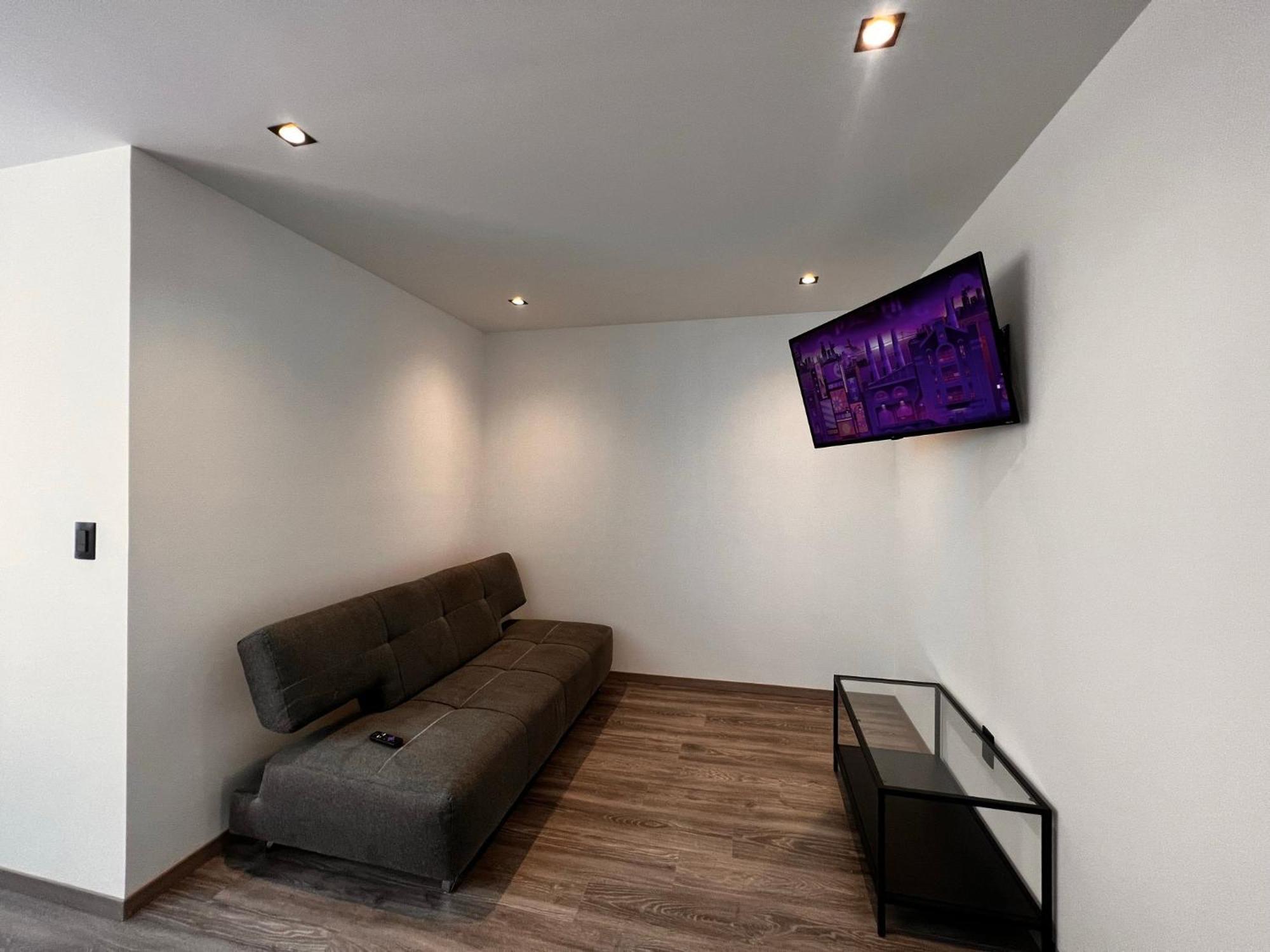 Sanrafa Office * Mexico City