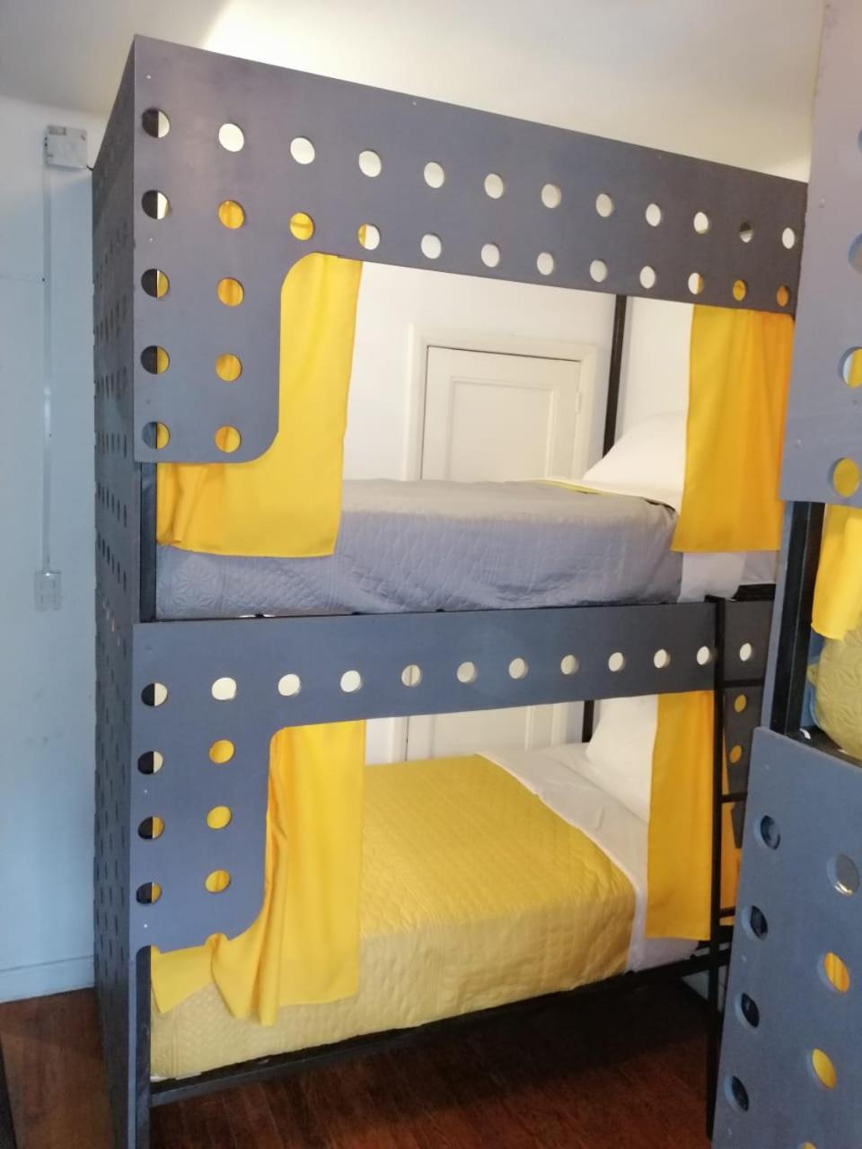 Roomies - Condesa Guest house *