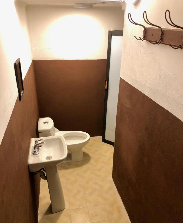 Rhm Spaces - Roma Pensión