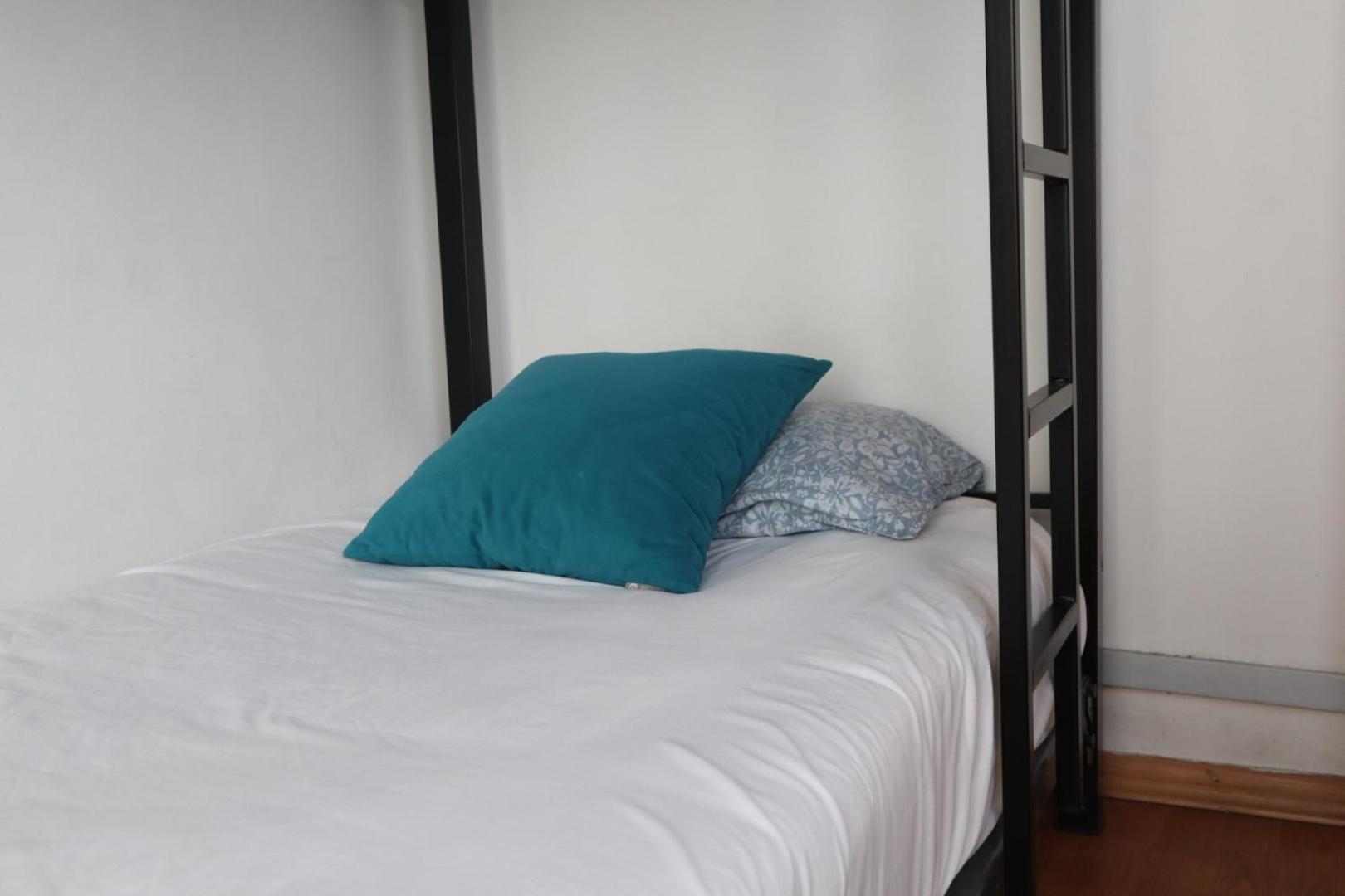 Privada Con Terraza En Polanco. Hostal México DF