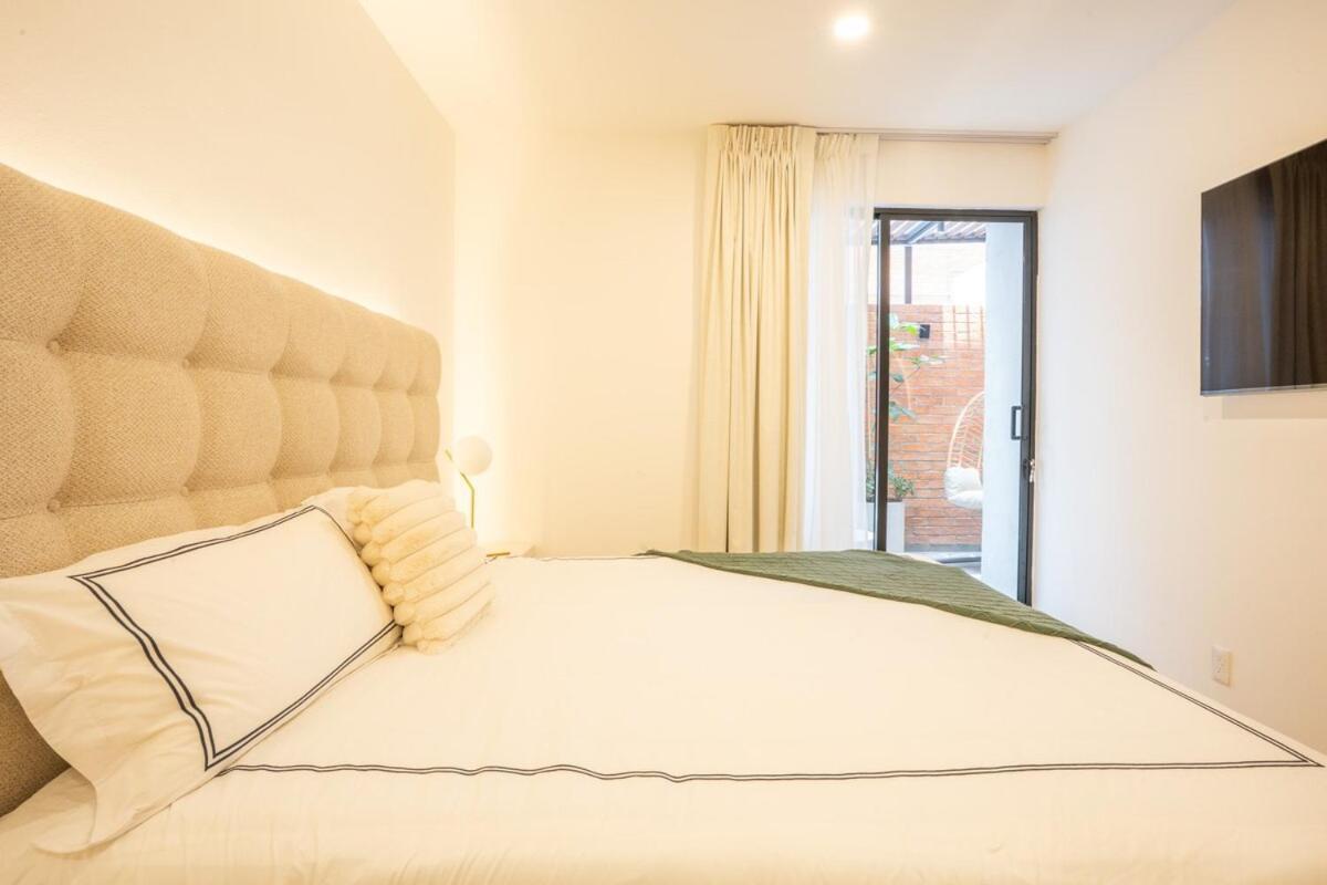 Stunning 3br In Condesa With Terrace, Pool & Gym *