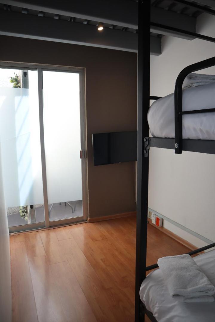 Hostal Location Ideal Viajeros Polanco México DF