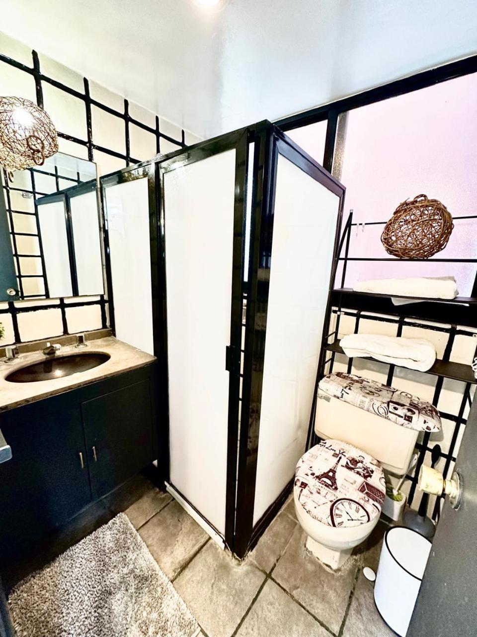 Charming In Condesa *
