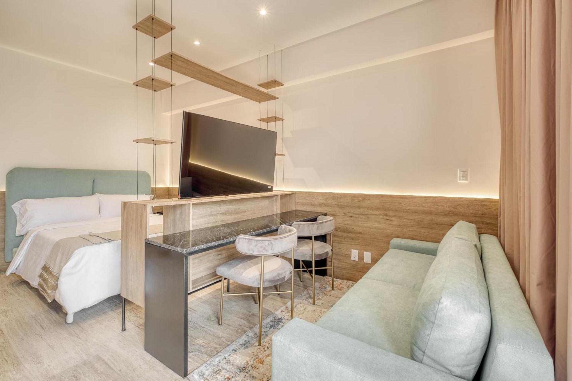 Myla Chapultepec Hotel 5*