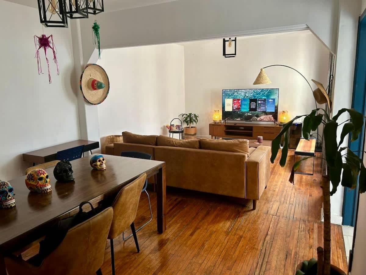 Double Large 4br In Condesa *