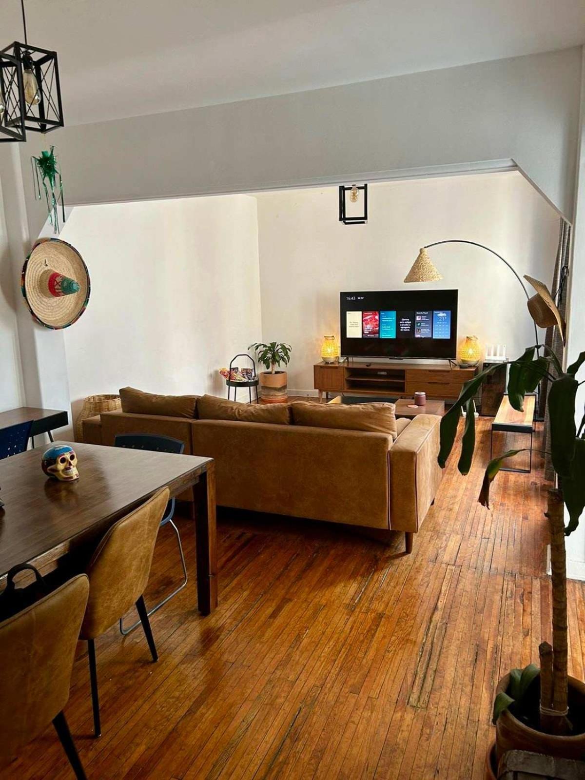 Double Large 4br In Condesa *