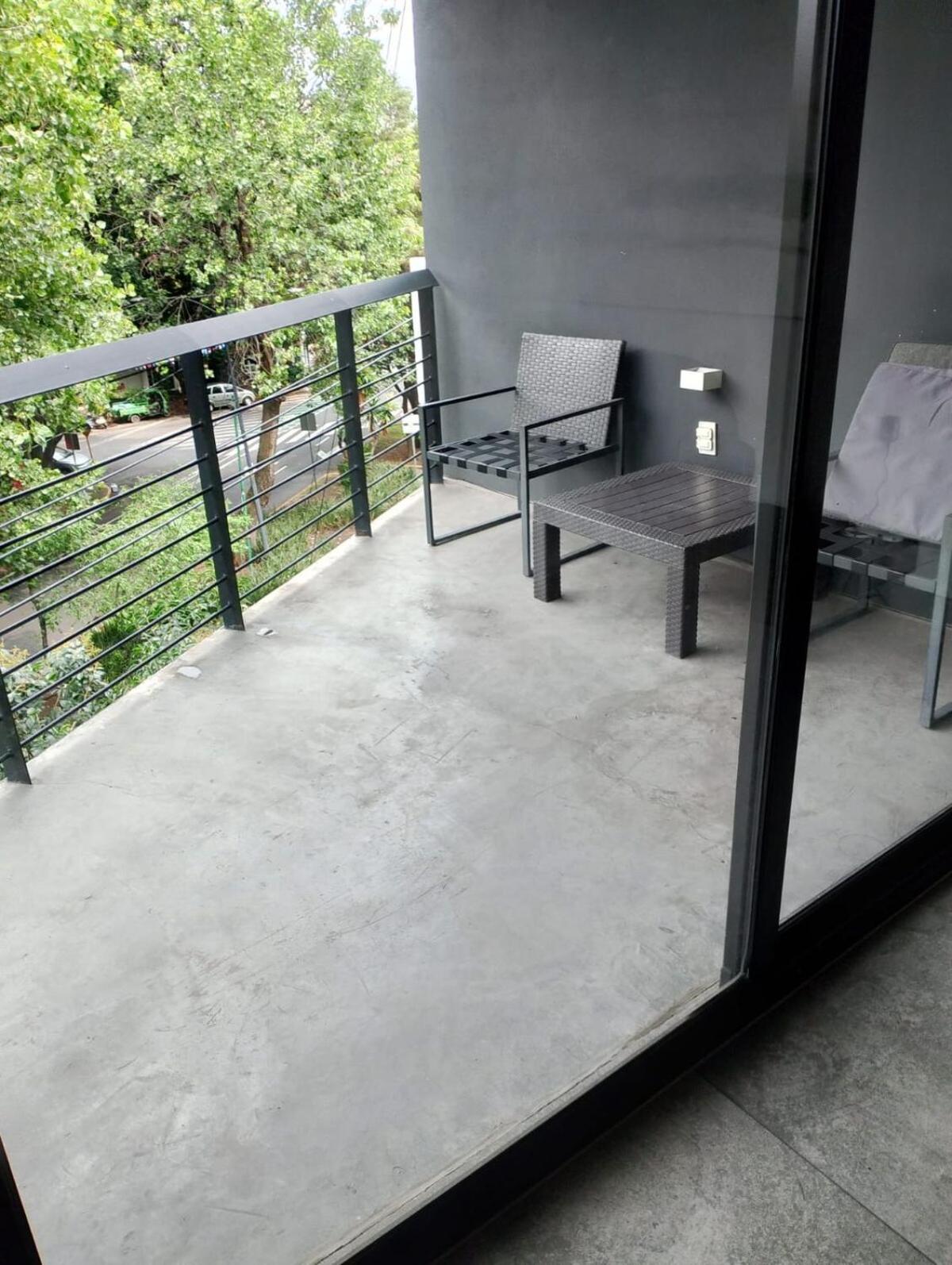 Modern Loft 2 Blocks From Wtc With Parking *