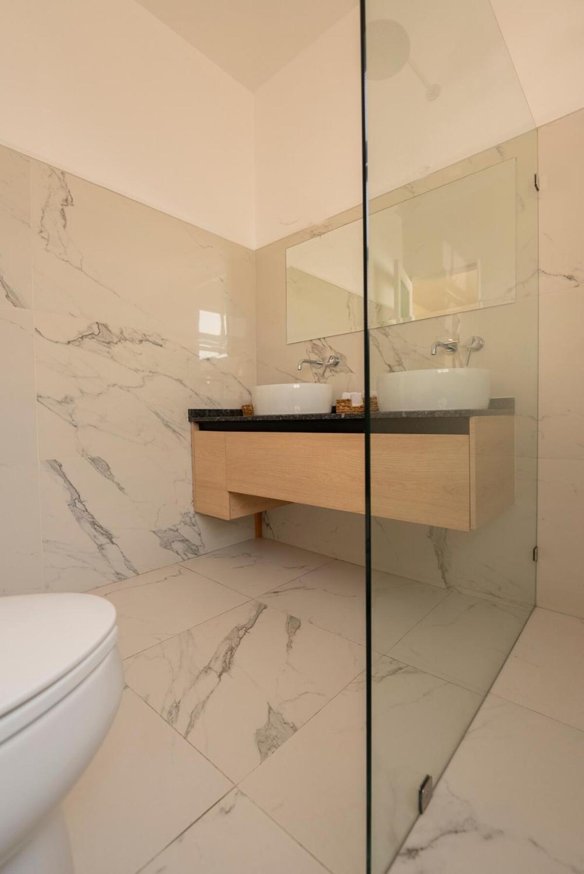 Apartment Comfort And Style In Condesa