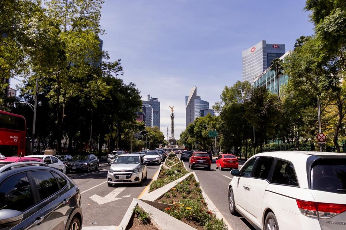 Master A Few Steps Reforma & Us Embassy *