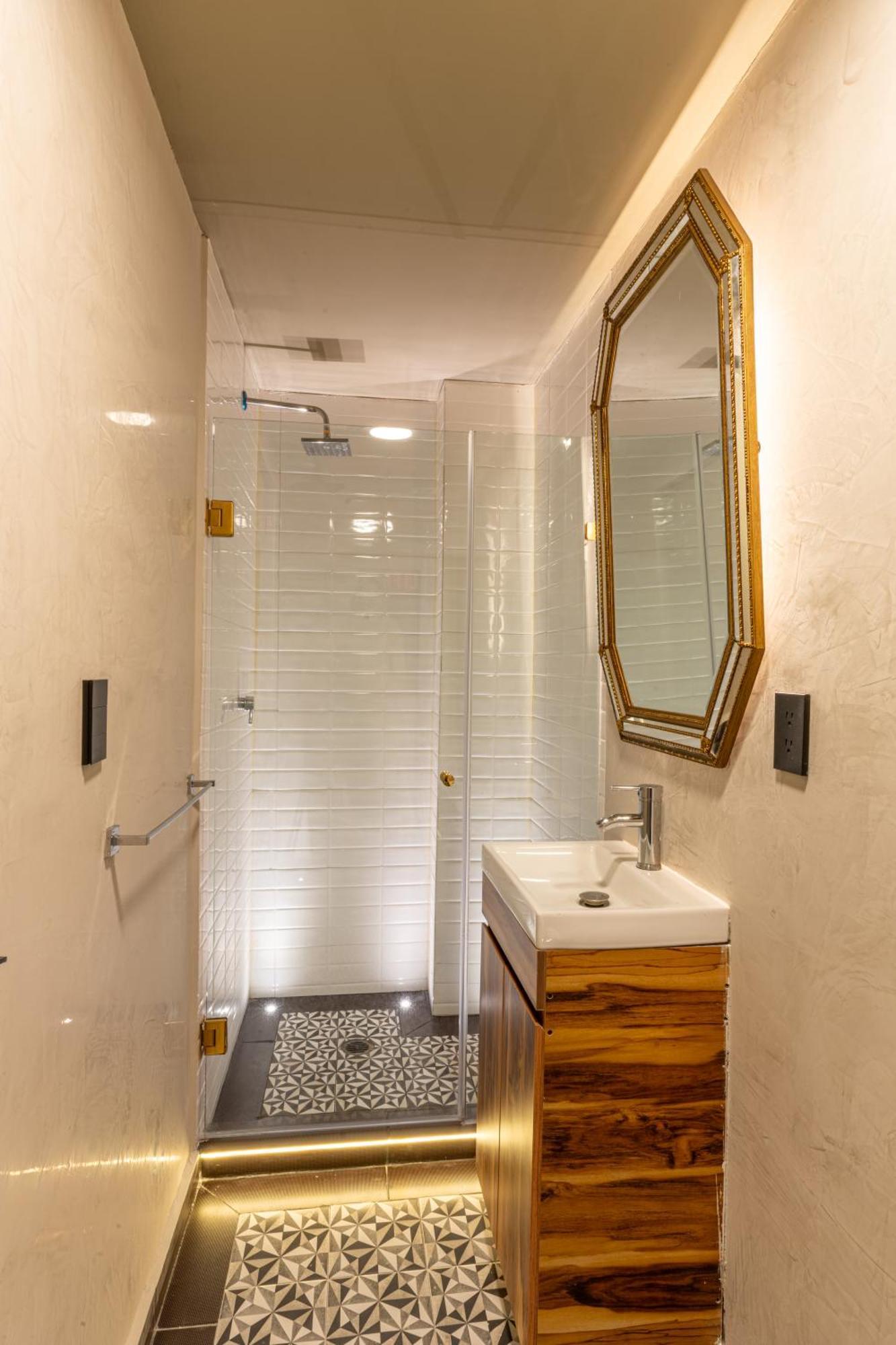 Beautiful Ph With Private Jacuzzi *