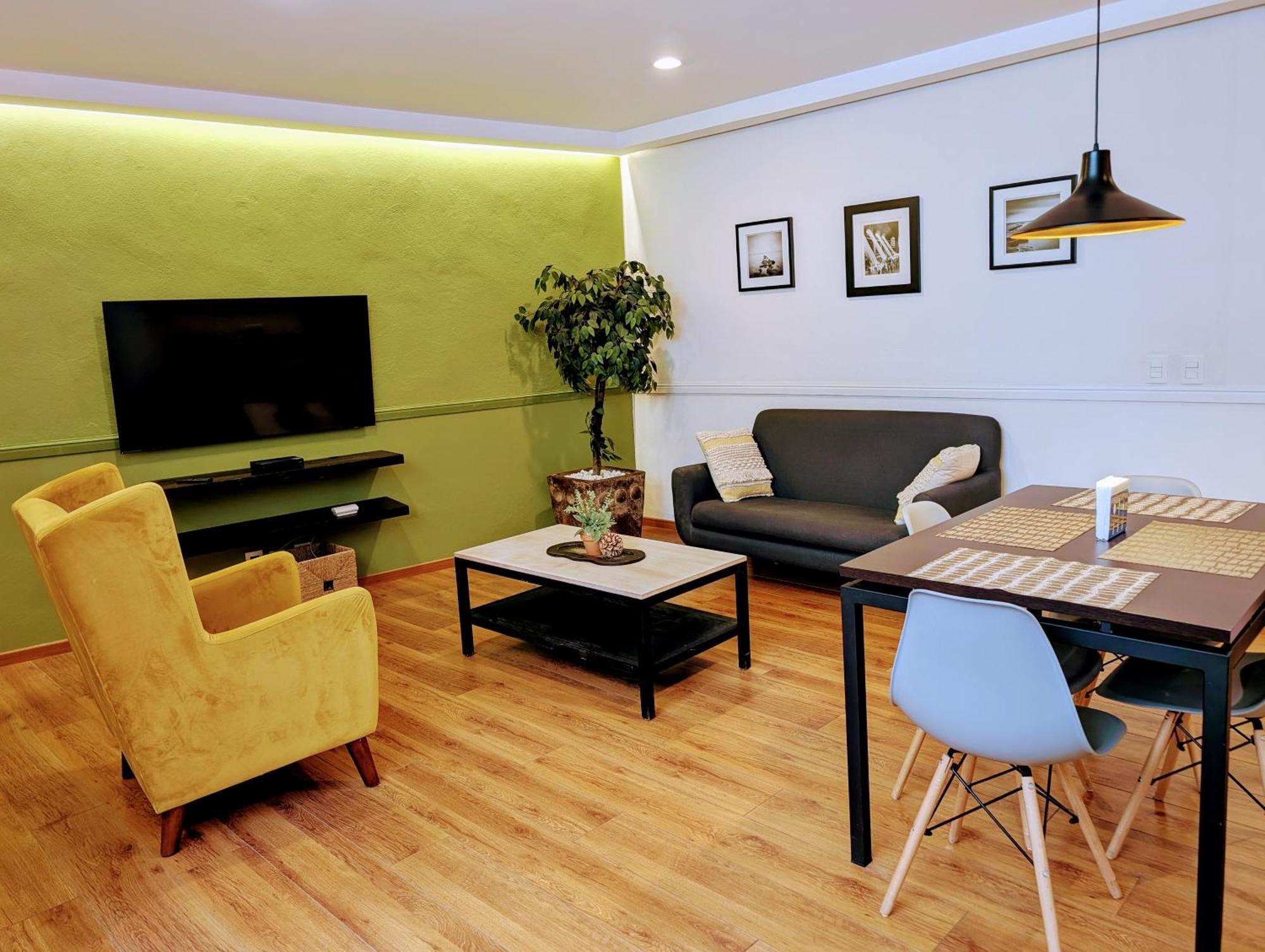 Casa Donceles, 10 Spacious Apartments, Prime Location In Historic Center
