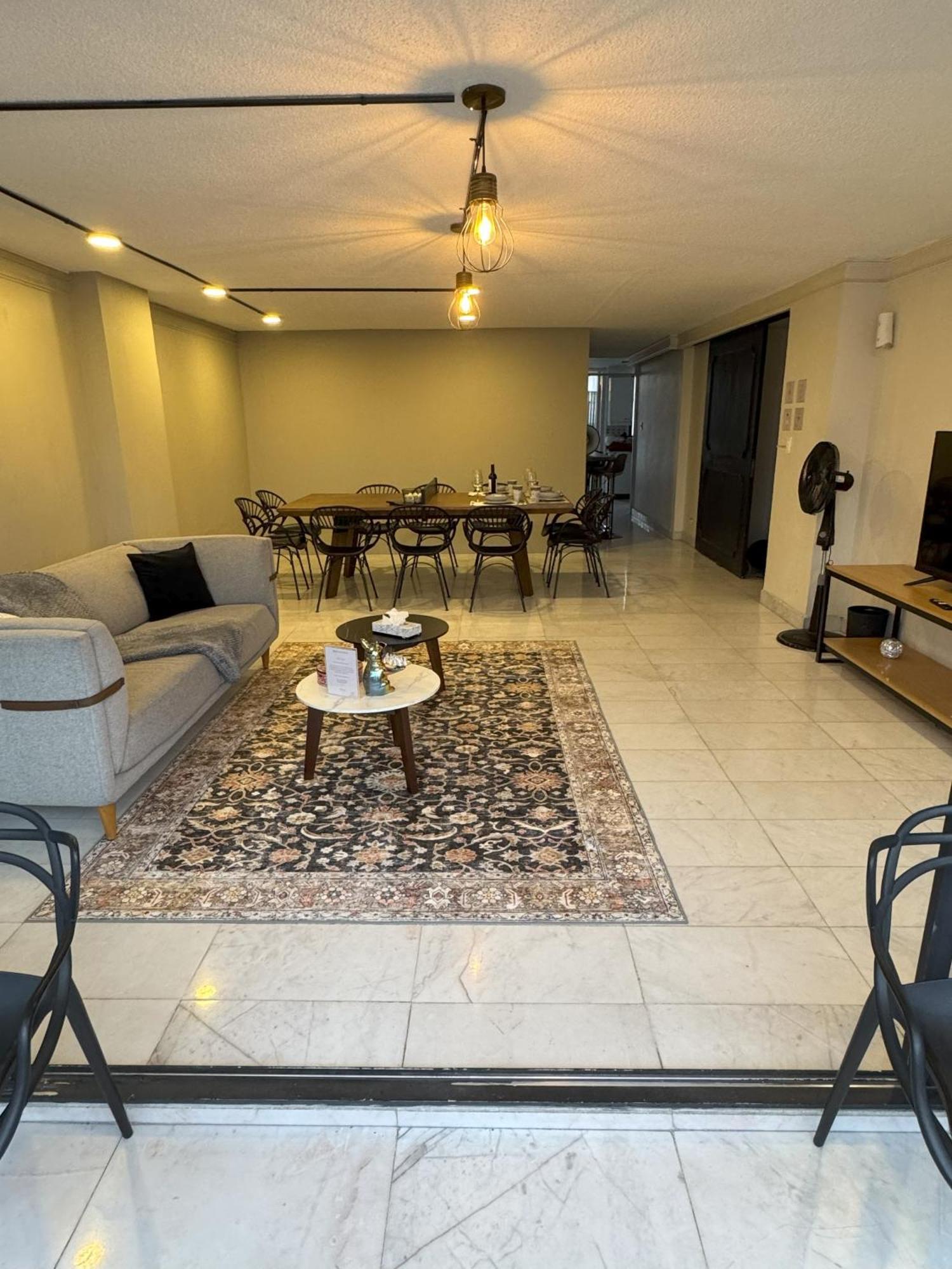 Posh Polanco Tvs And Desks In Each Cidade do México