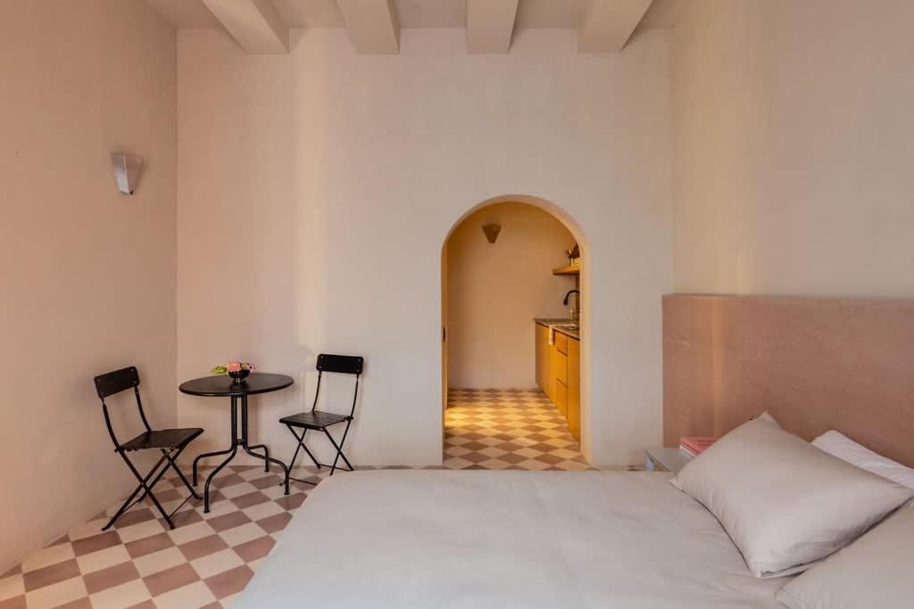 Design & Timeless Charm Casa Serapio- Residence5