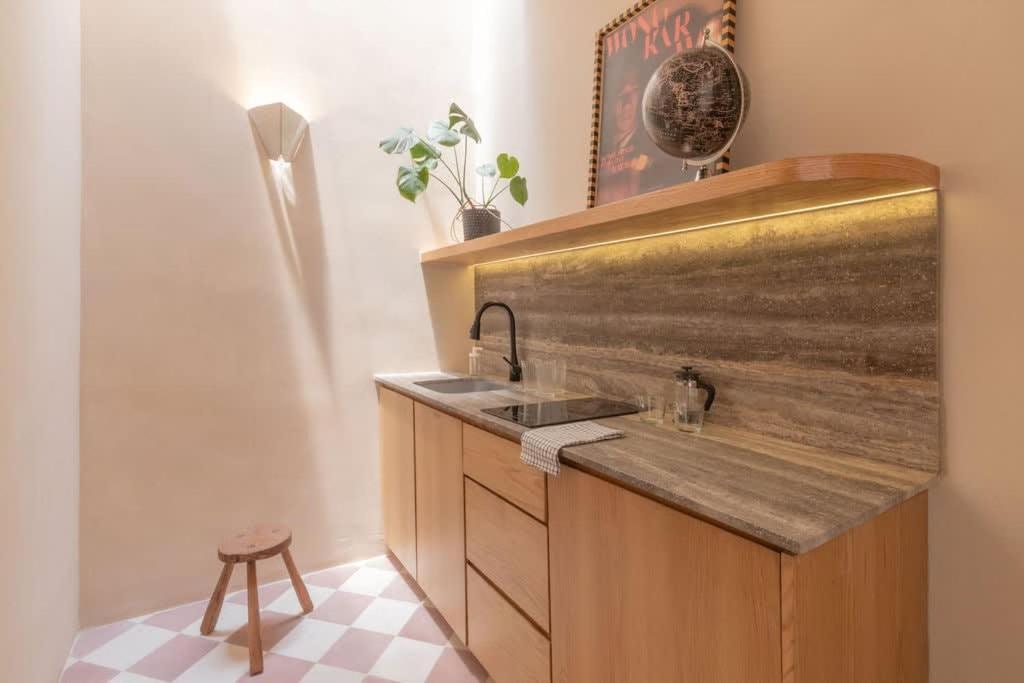 Apartment Design & Timeless Charm Casa Serapio- Residence3 *