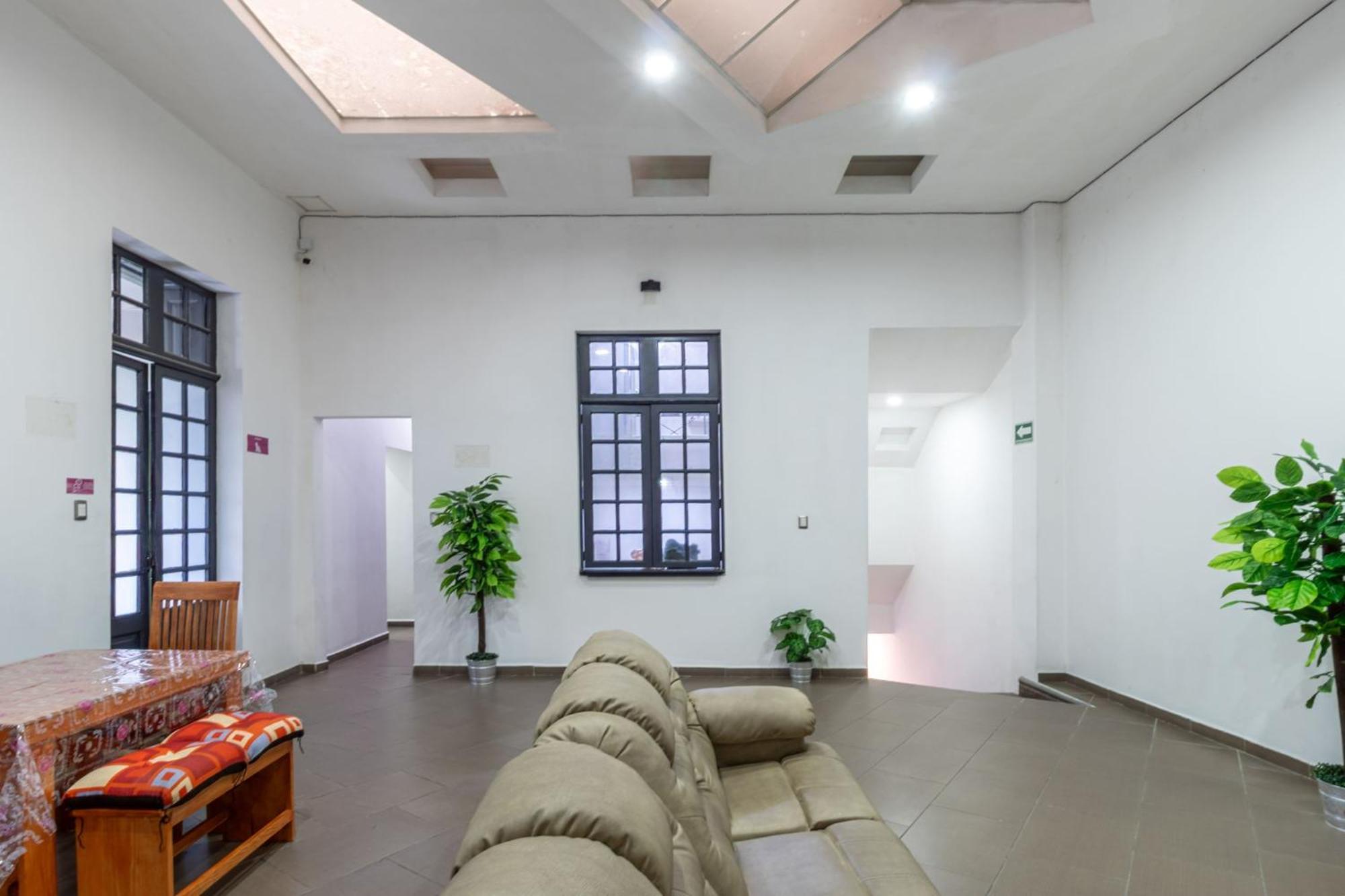 Bemaro Hostel