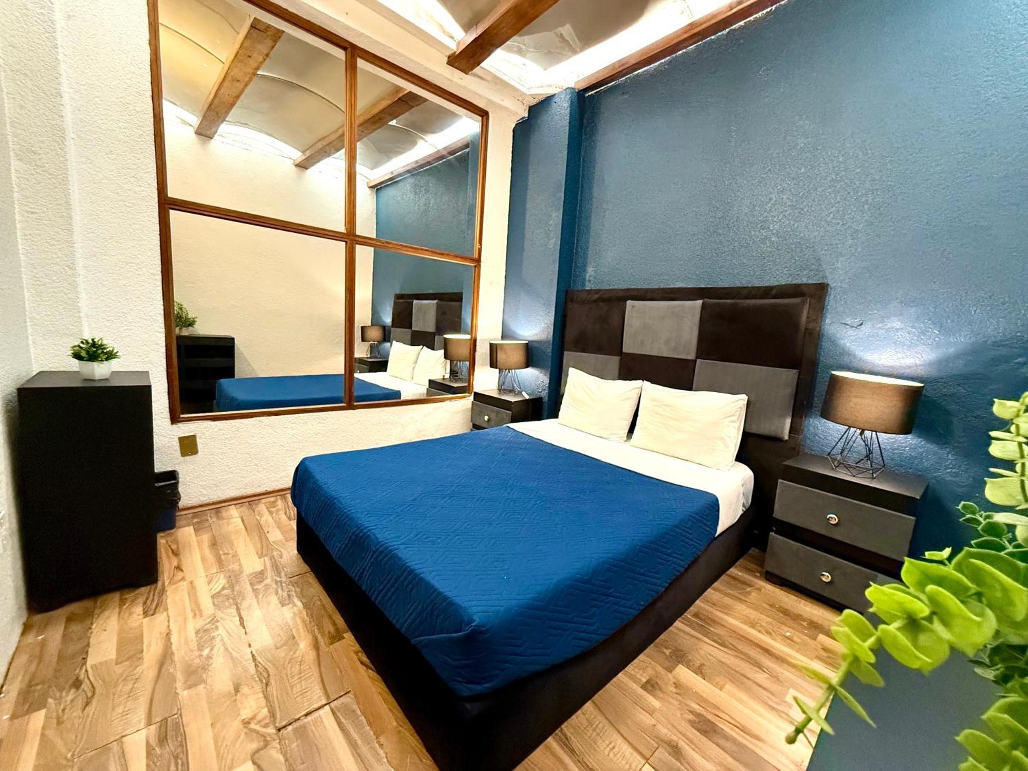 Pensión Rms Hostal - Condesa