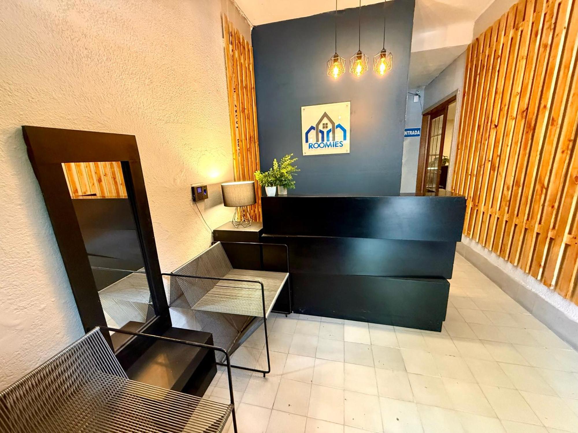 Rms Hostal - Condesa Hotel