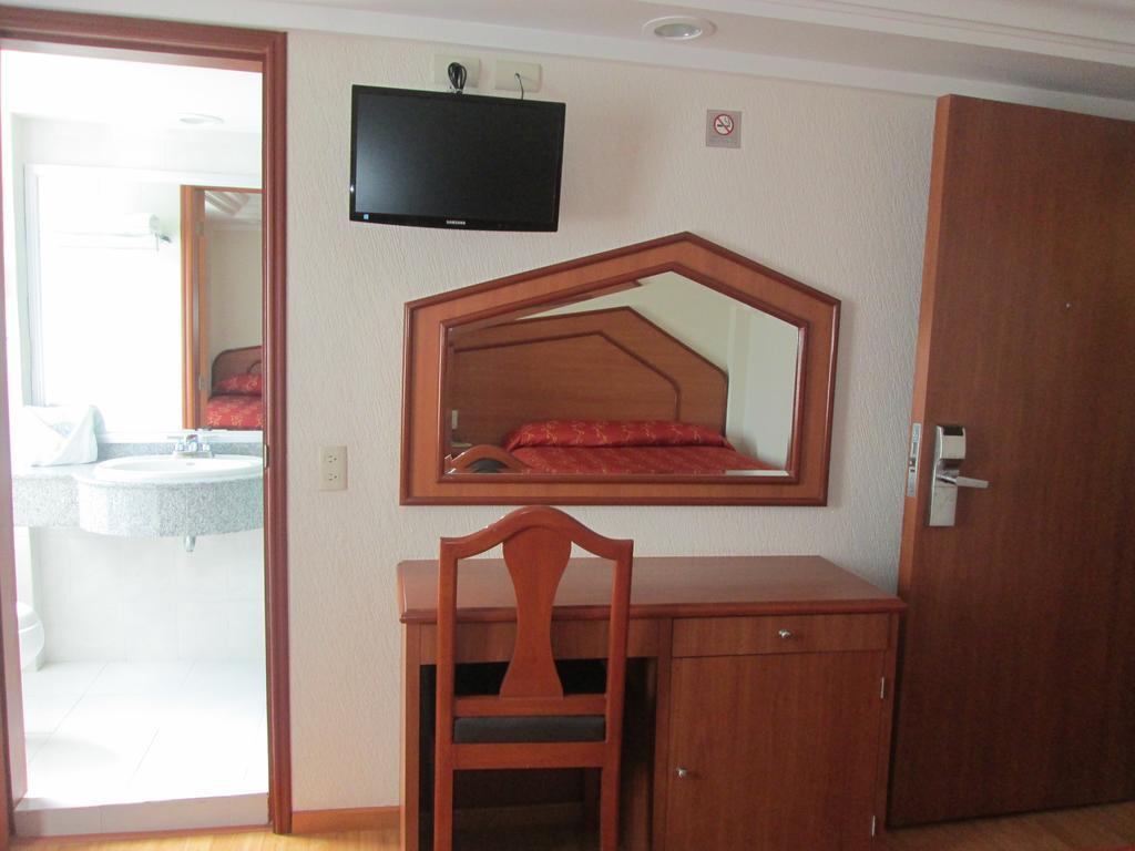 Premier Hotel