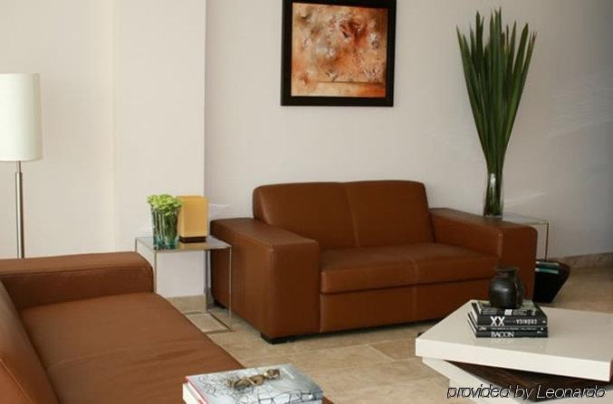 The Place Corporate Apartahotel 4*