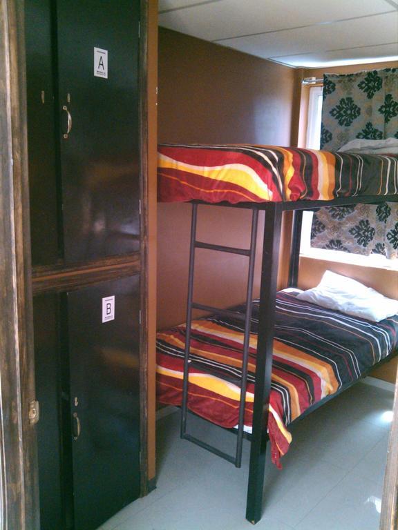 Hostal 399 Conejos Y Yo