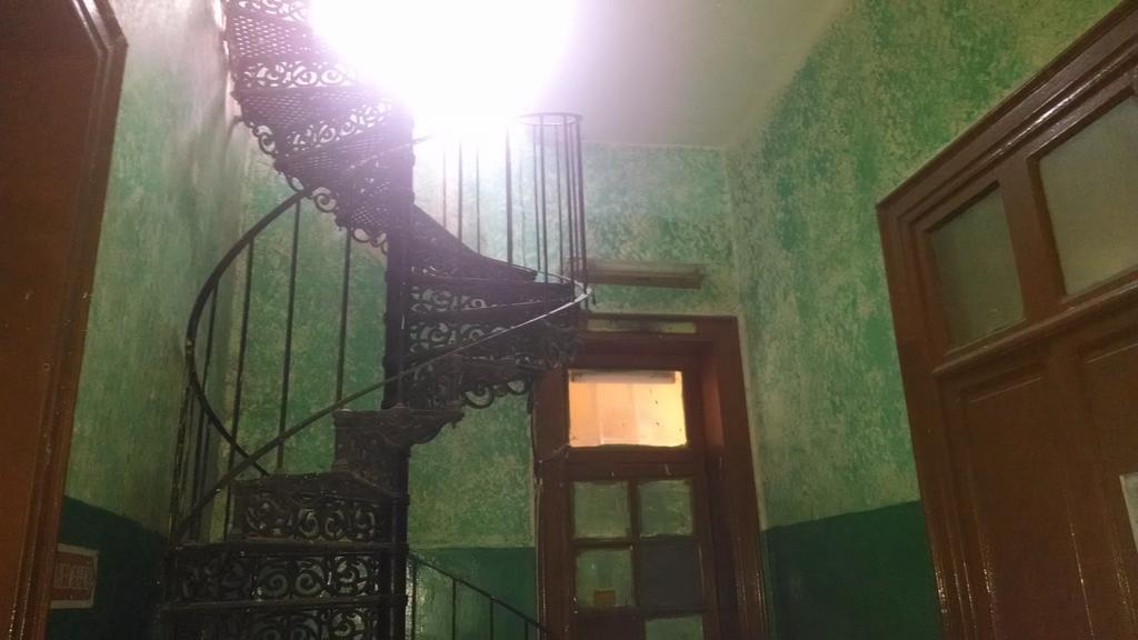 La Colonial Hostal *