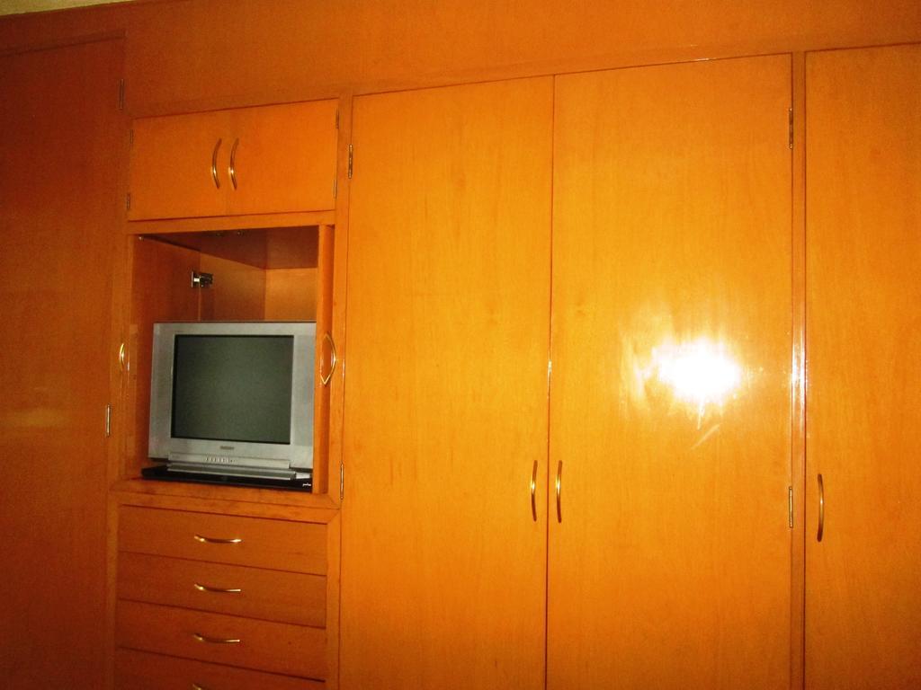 Hotel Real Azteca 3*