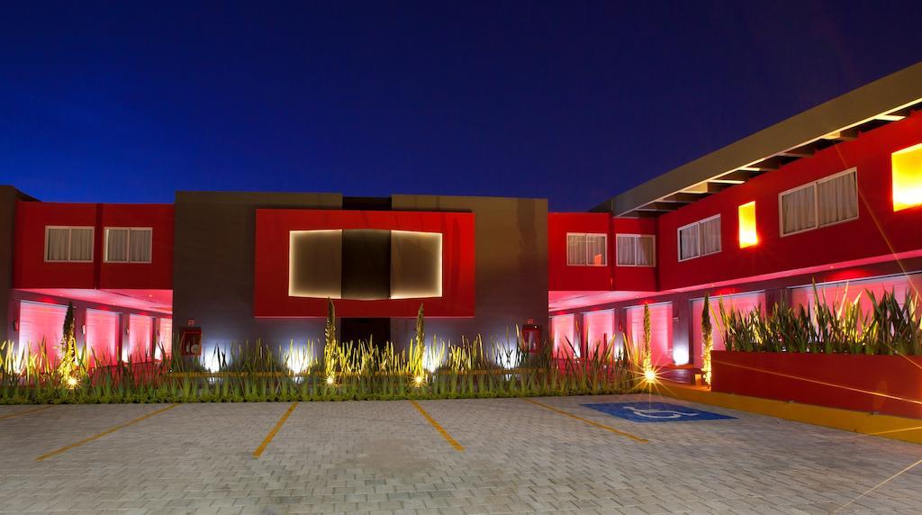 Love hotel Eurosuites Oceania - Adults Only