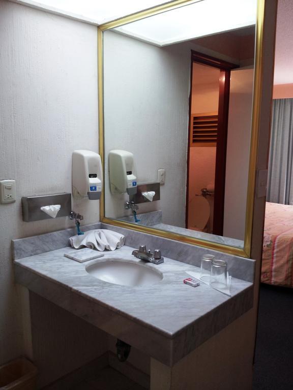 Hotel Plaza Madrid 4*