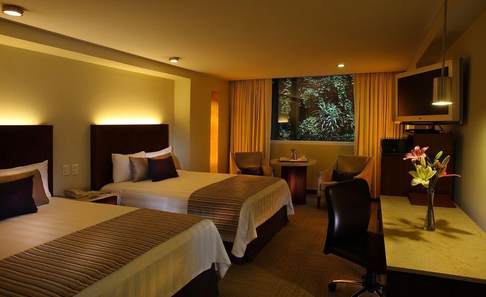 Emporio Reforma 5*